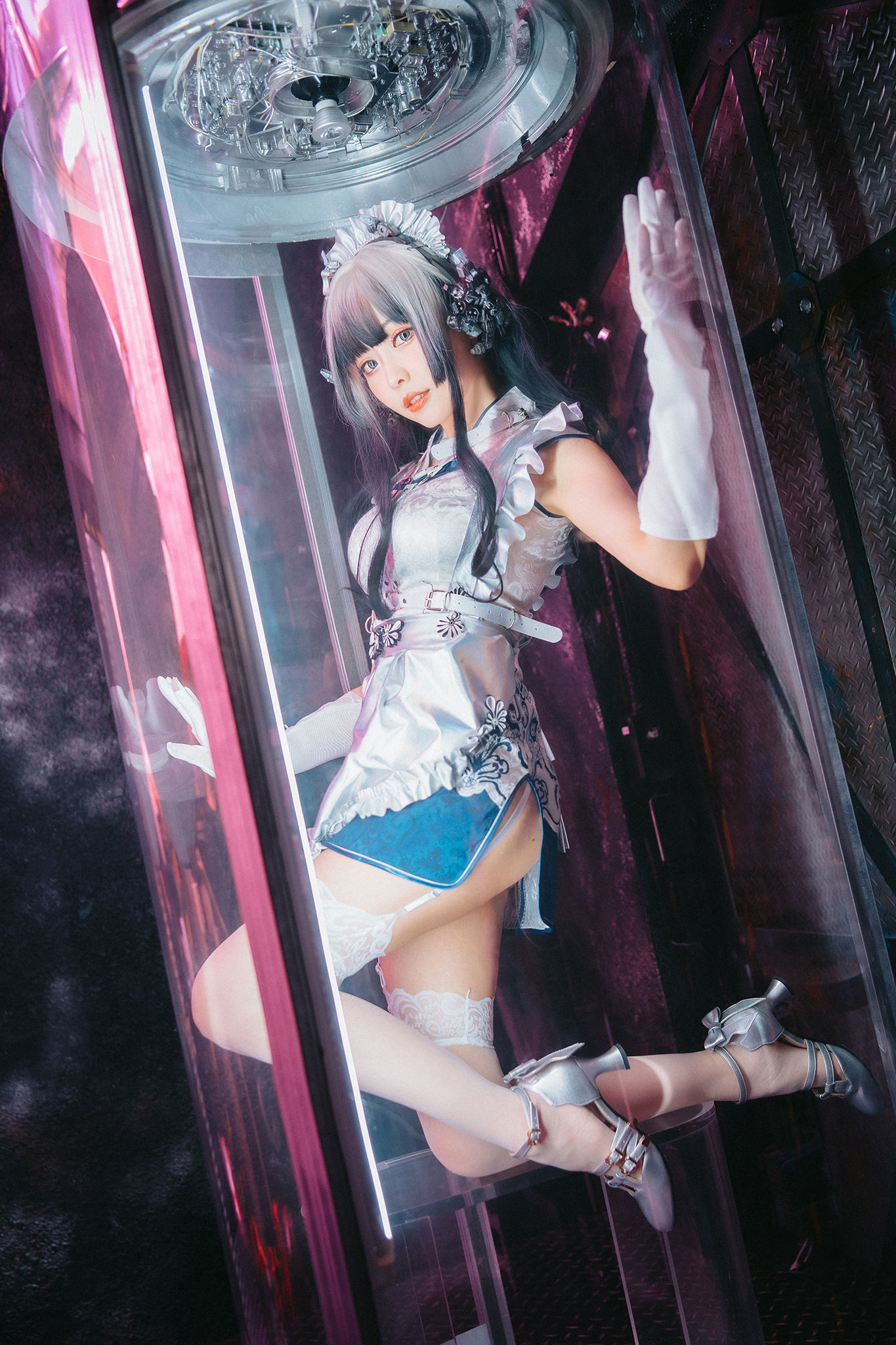 [COSPLAY] Ely_eee(ElyEE子) – 賽博女僕 青輝石