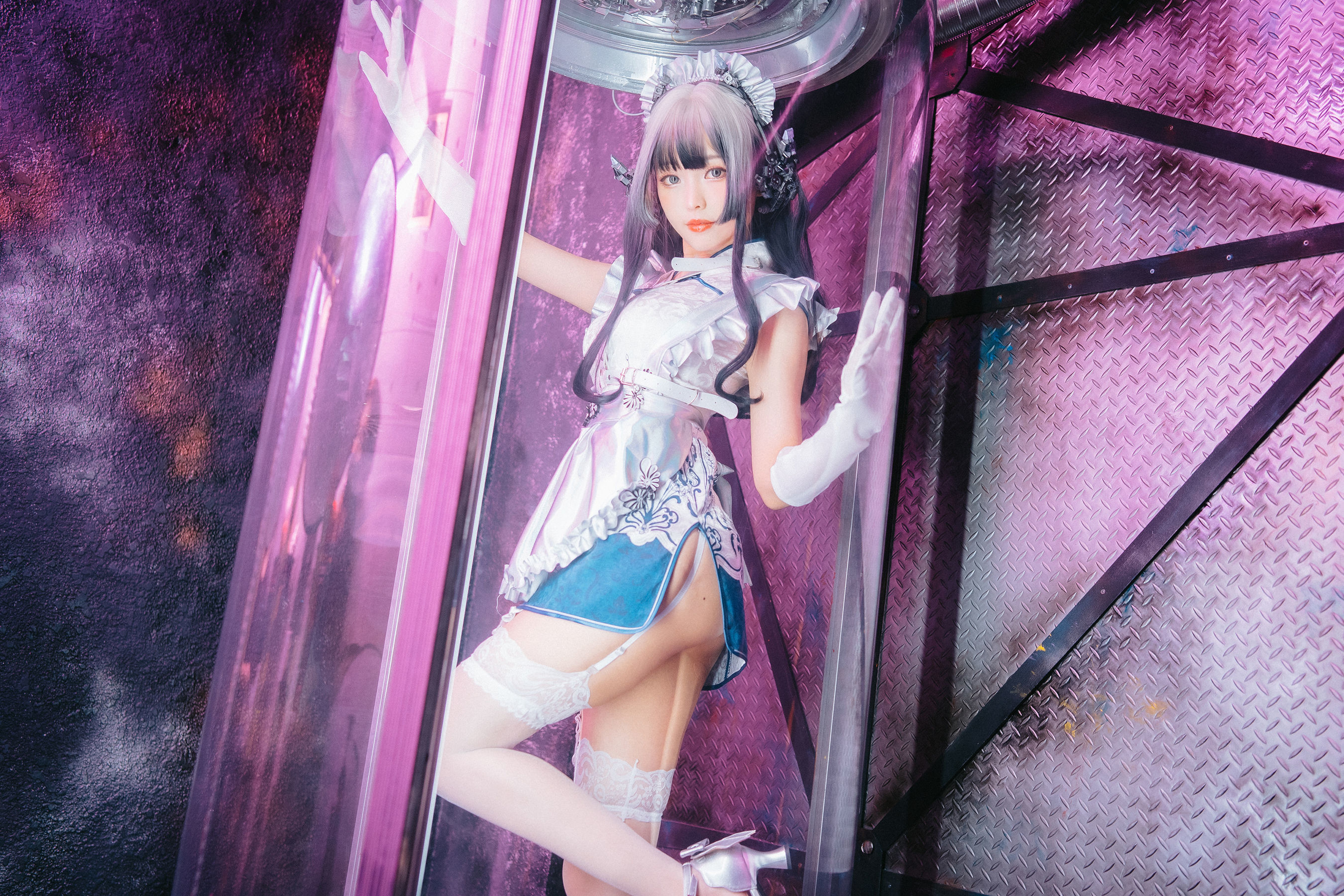 [COSPLAY] Ely_eee(ElyEE子) – 賽博女僕 青輝石
