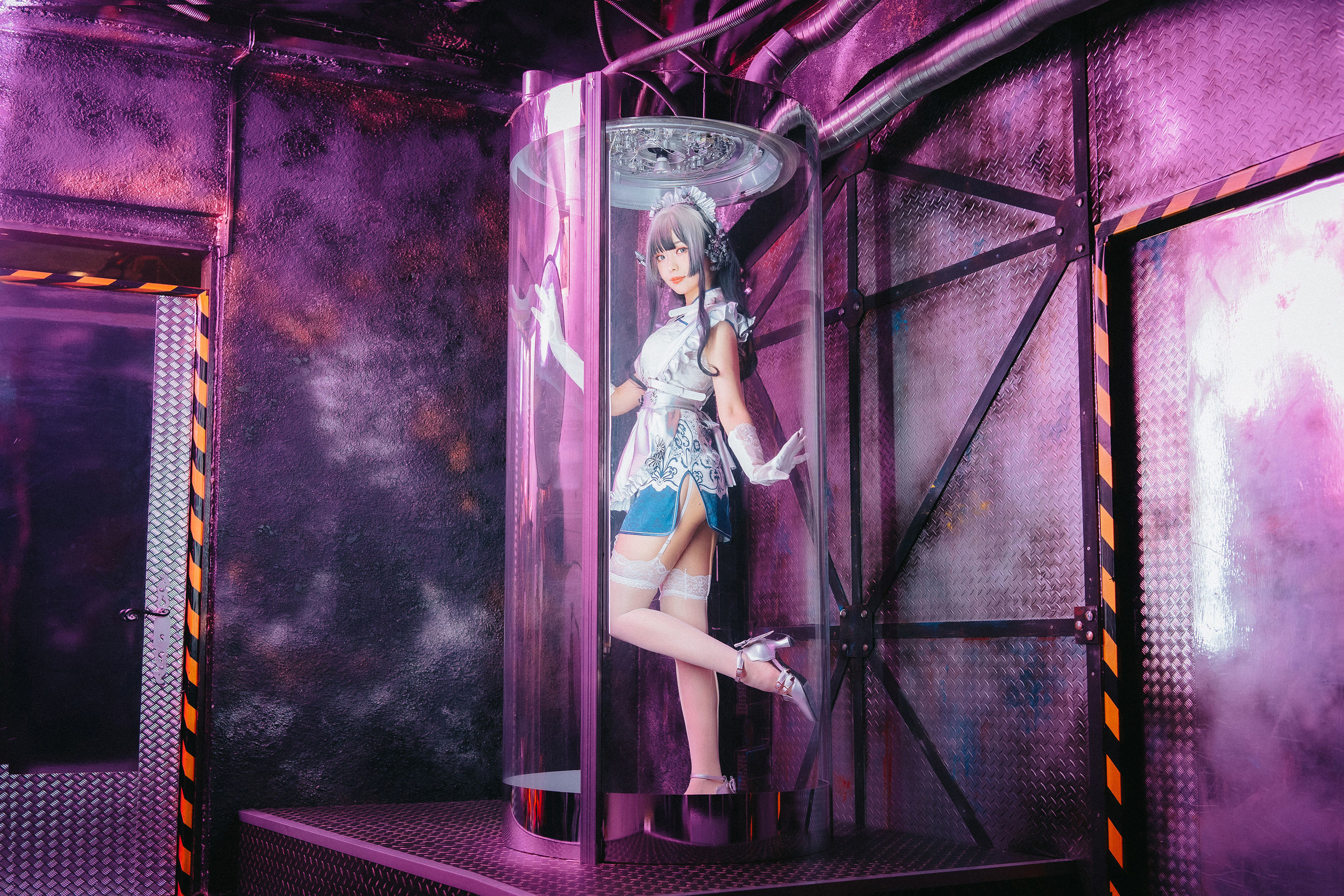 [COSPLAY] Ely_eee(ElyEE子) – 賽博女僕 青輝石