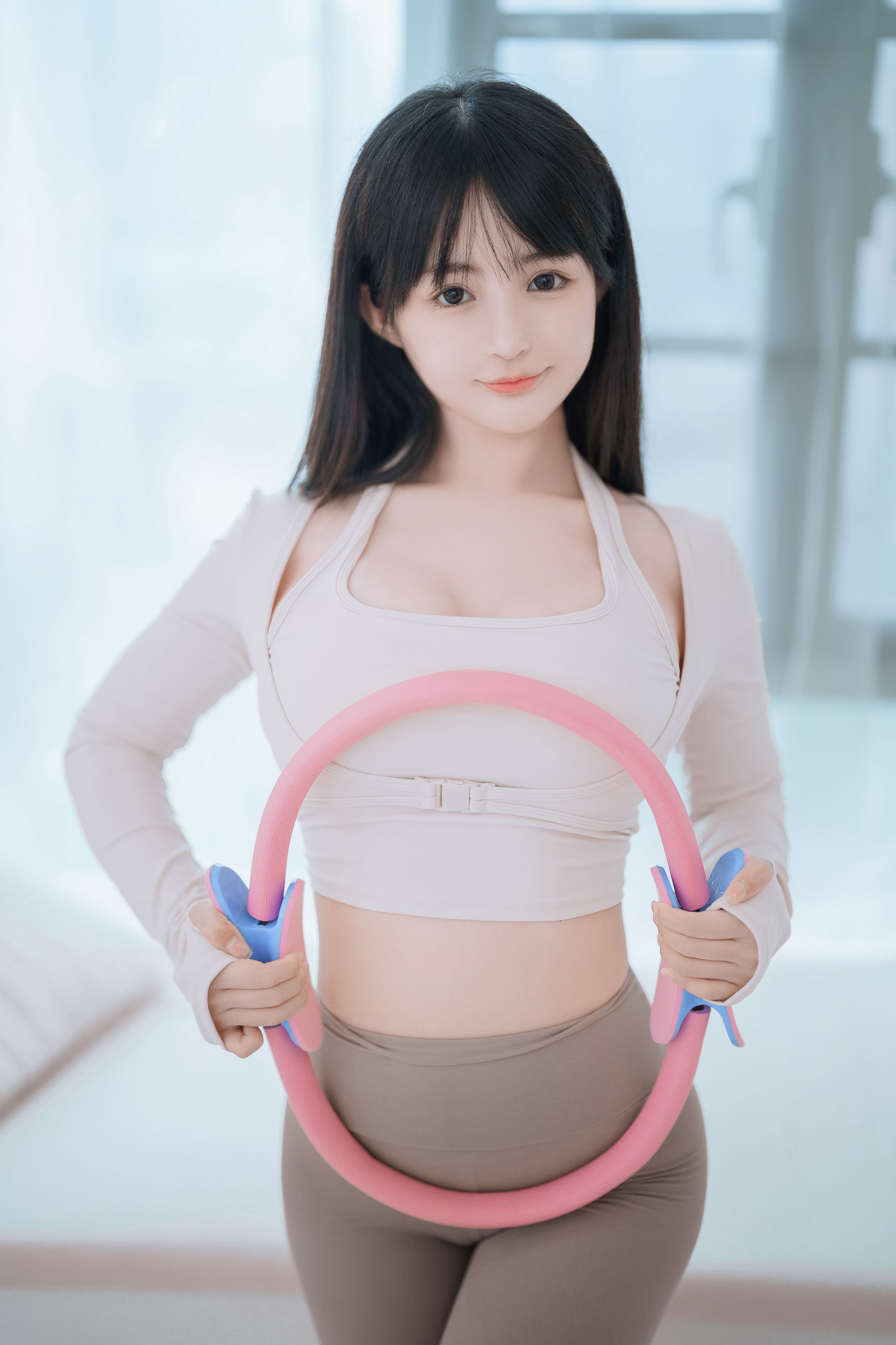 [COSPLAY] 桜井宁宁 – 瑜伽妹妹