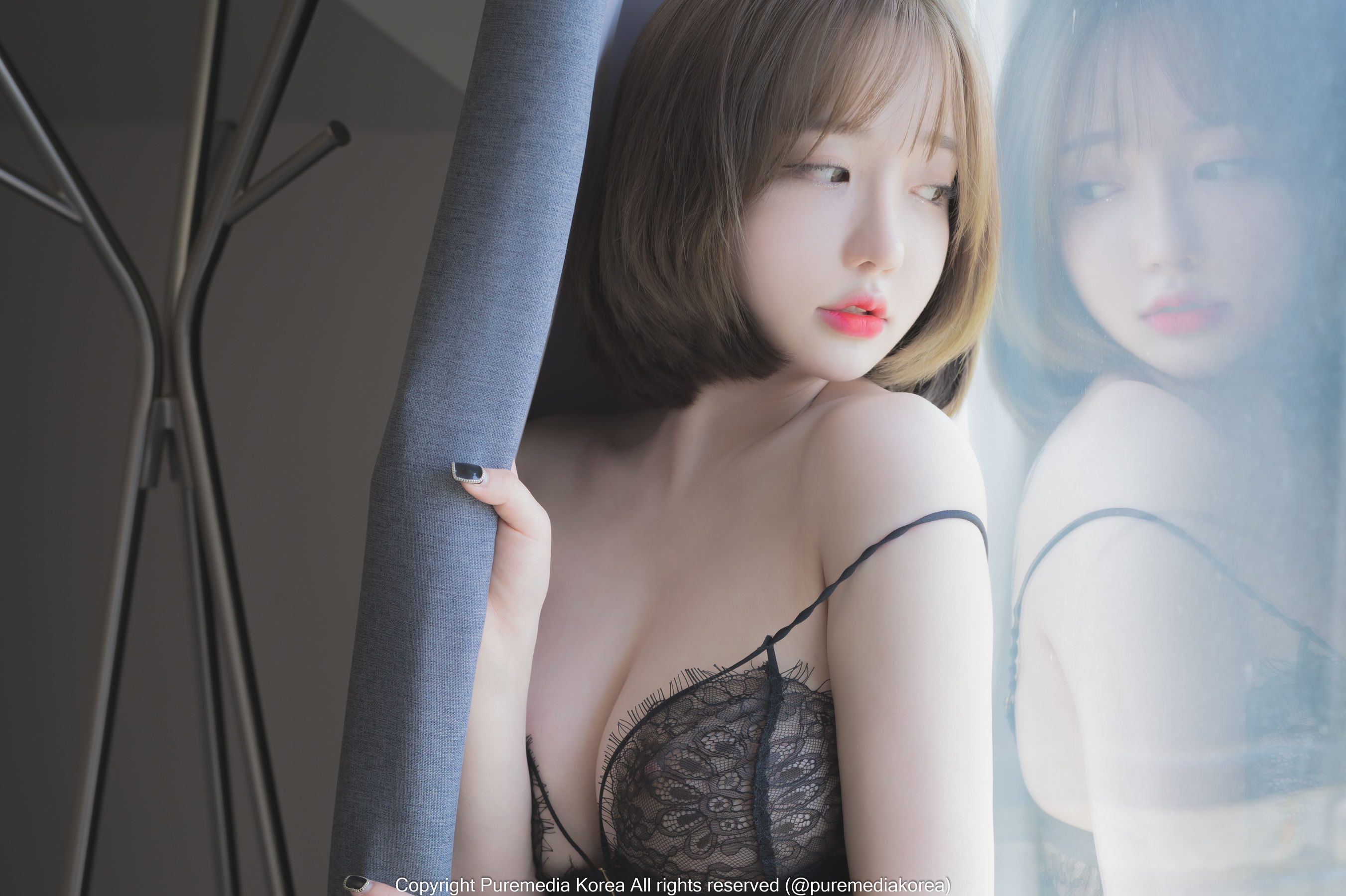 [PURE MEDIA] Yeeun 黑白薄纱 [95P]