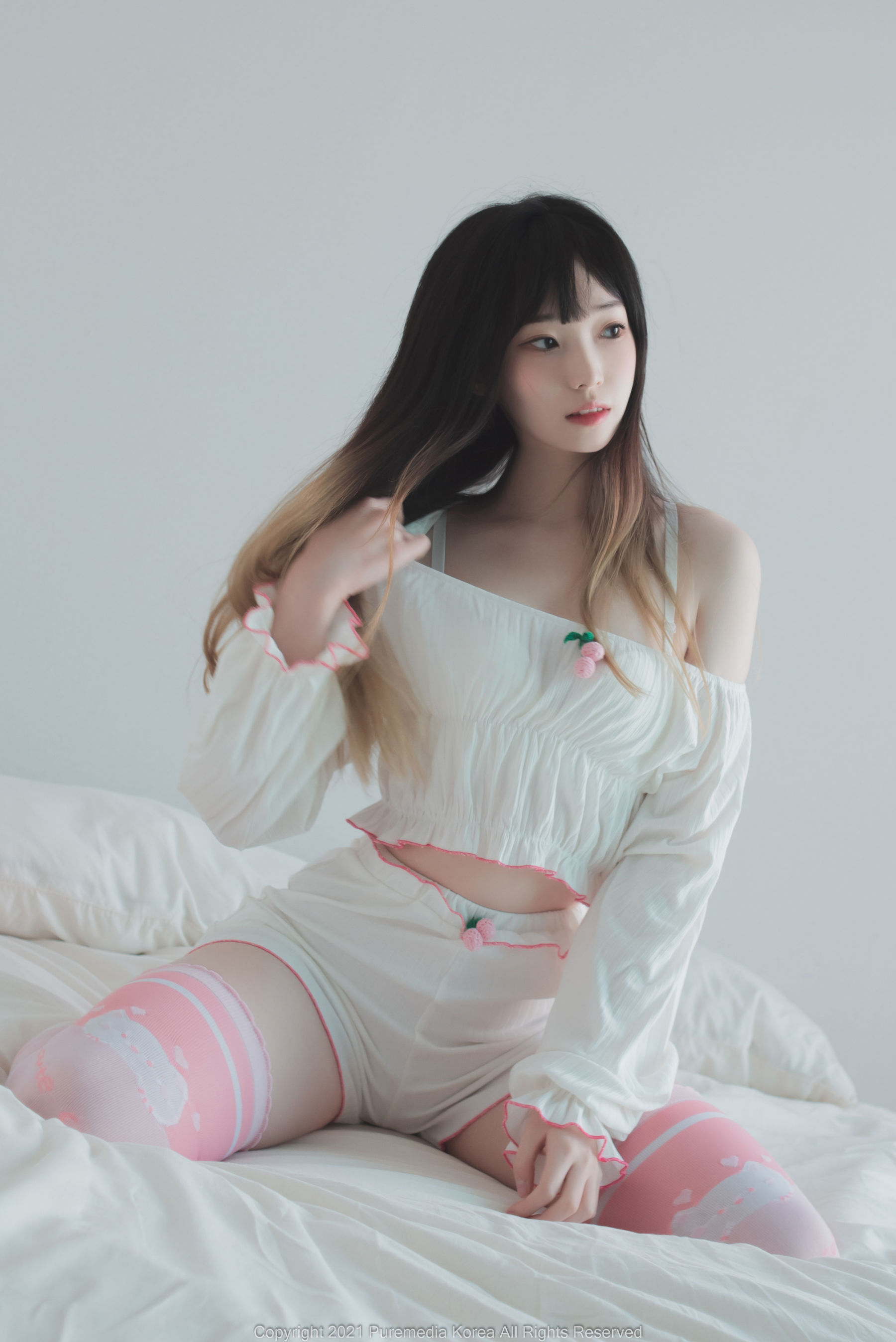 [PURE MEDIA] Bambi 性感居家服饰 [91P]