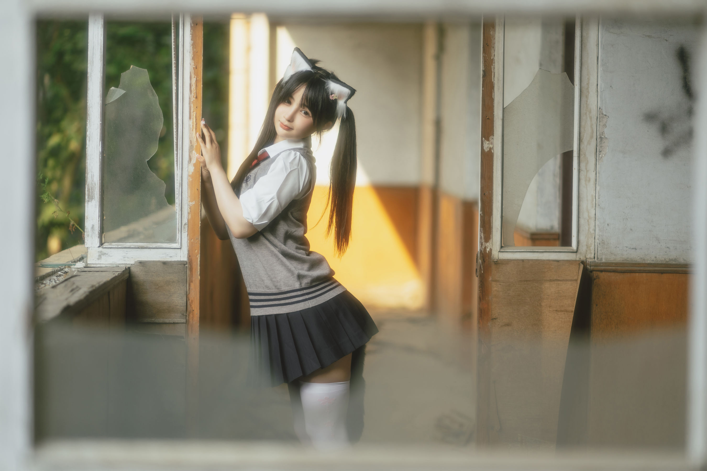 [COSPLAY] 桜井宁宁 – 废墟JK
