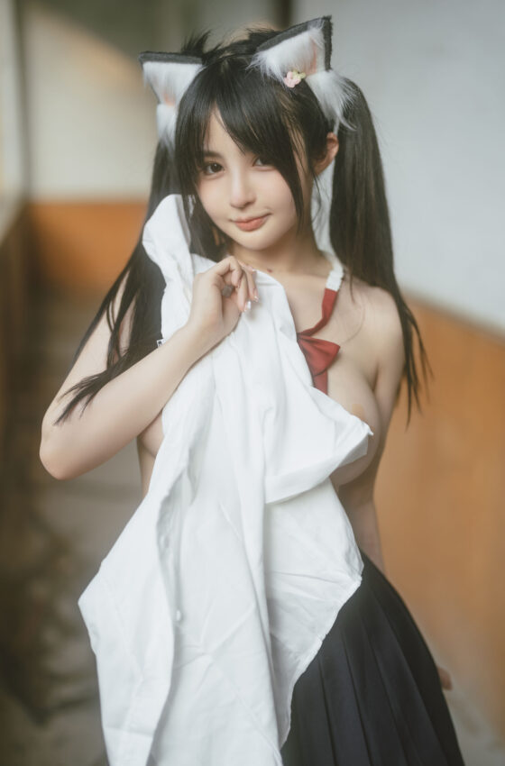 [COSPLAY] 桜井宁宁 – 废墟JK
