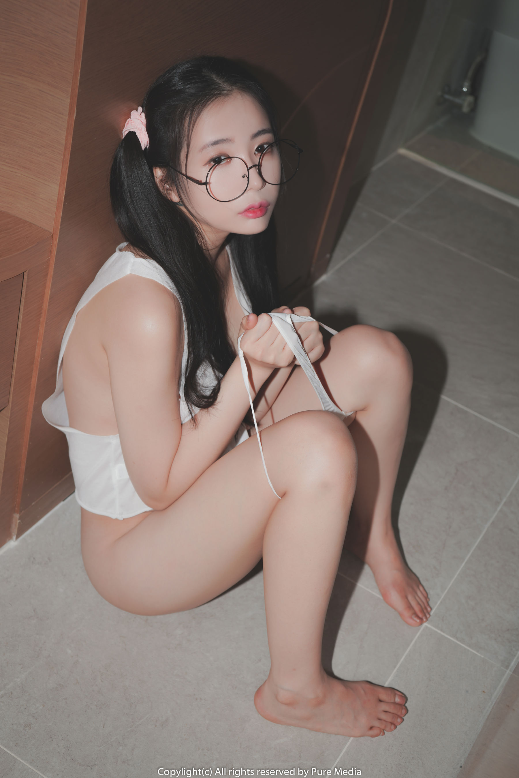 [PURE MEDIA] Hongsi 白上衣 [27P]