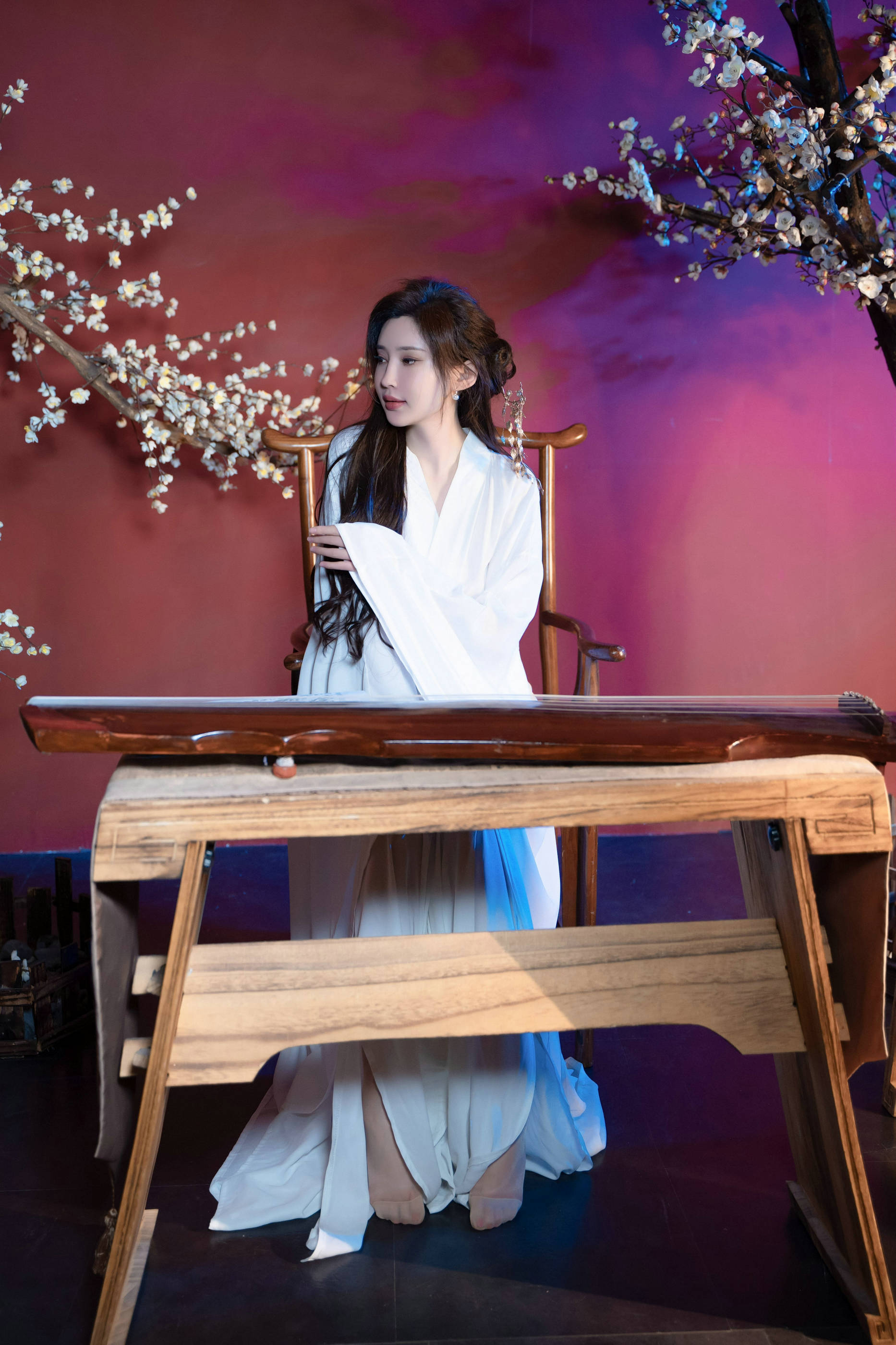 [秀人内购] 周妍希 诱人私拍福利 白色汉服