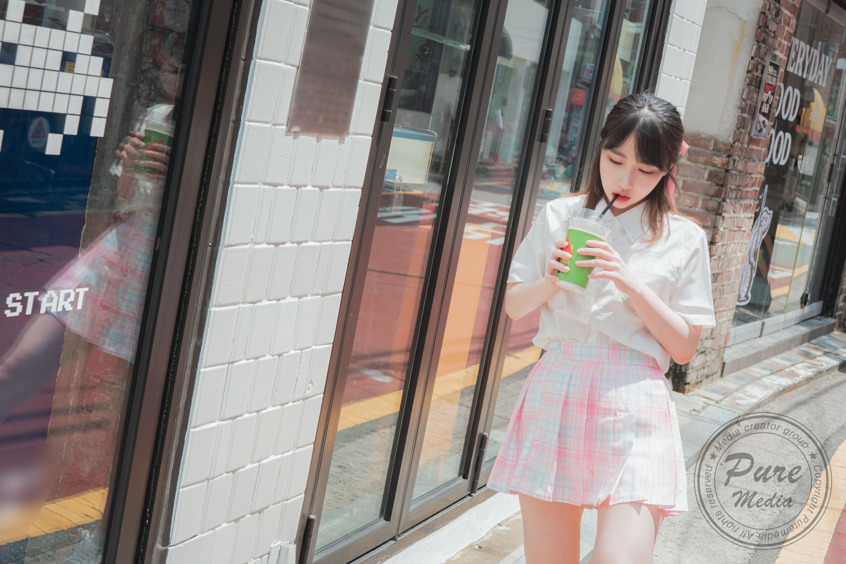 [PURE MEDIA] Uhye 粉色 [98P]