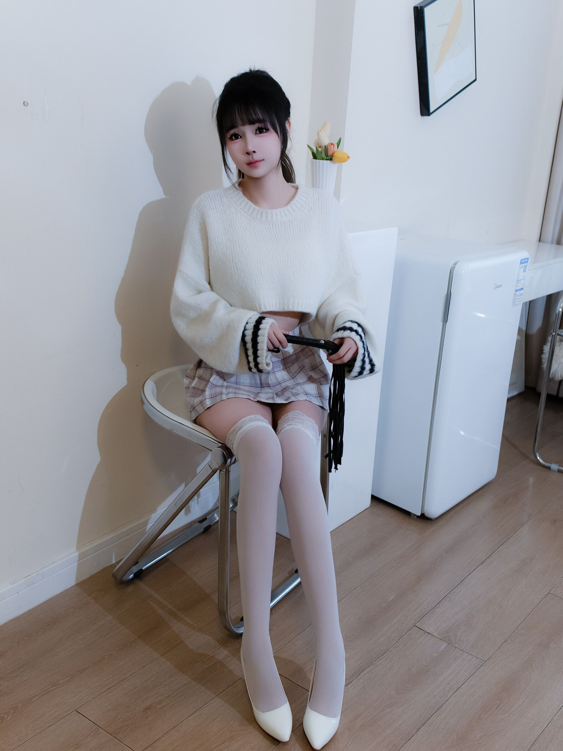 [秀人内购] 沈蜜儿 诱人私拍福利 白毛衣白丝 [73P]
