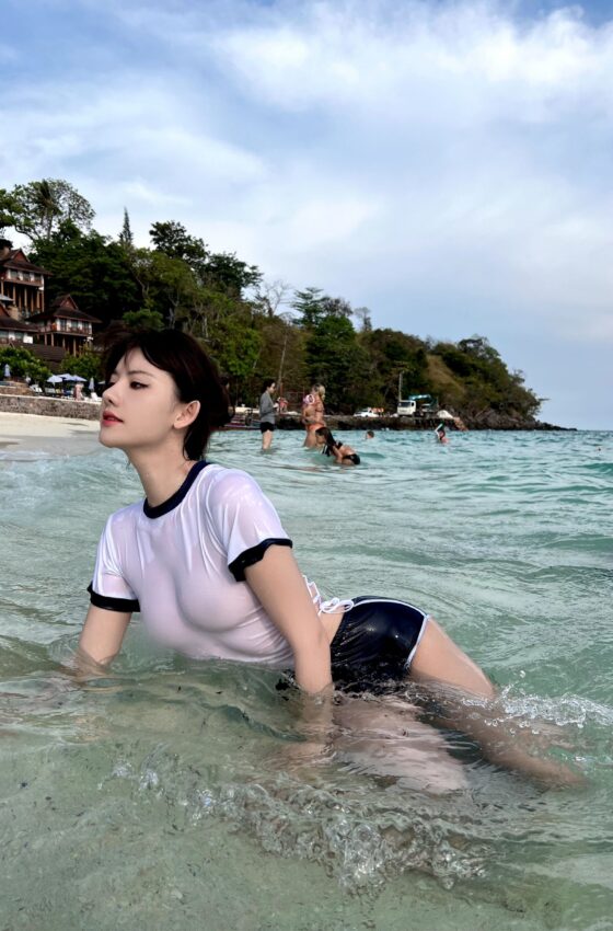 [秀人内购] 就是阿朱啊 诱人私拍福利 海岛透视