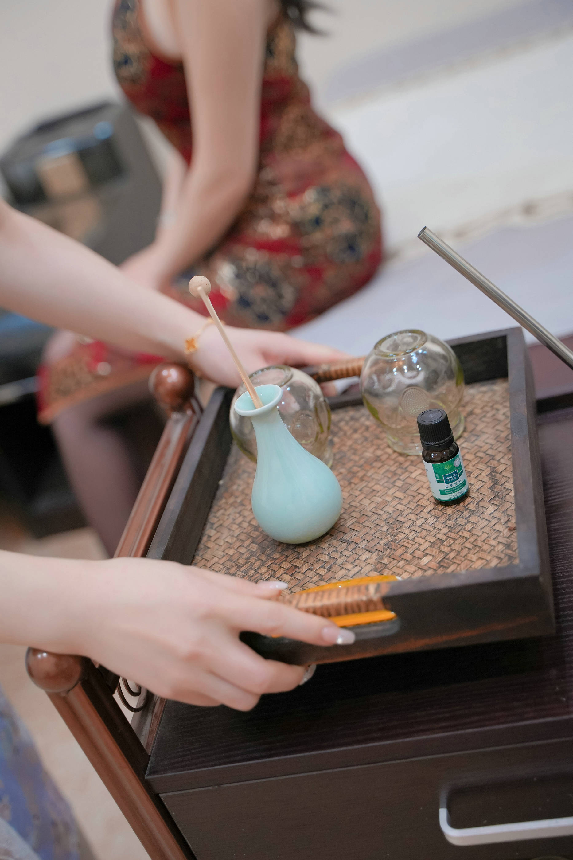[秀人内购] 周妍希&雨儿酱eve 诱人私拍福利 双人旗袍按摩师