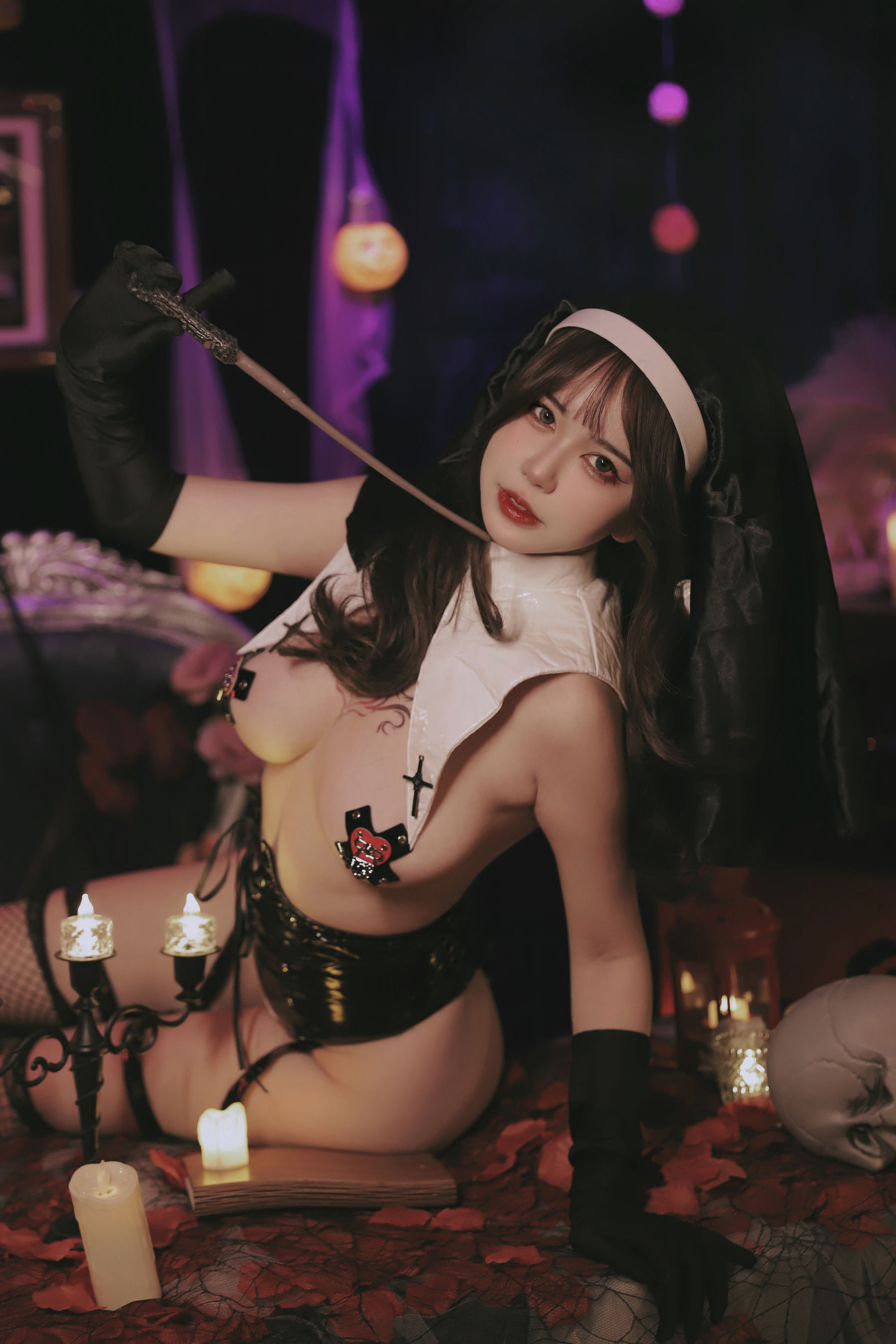 [COSPLAY] Tina很妖孽呀 – 万圣修女