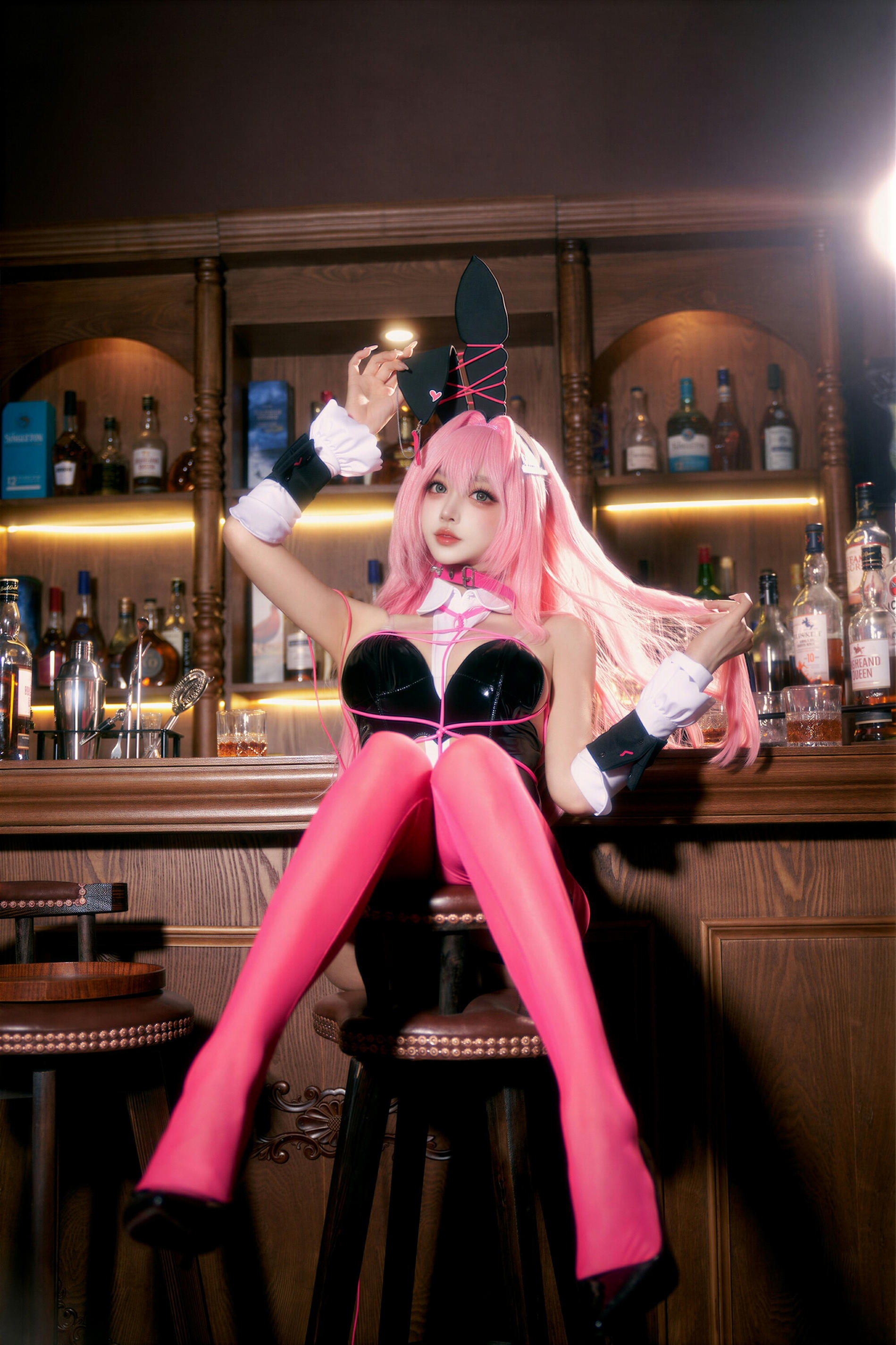 [COSPLAY] 过期米线线喵 – Nikke胜利女神 薇尔维特 兔女郎