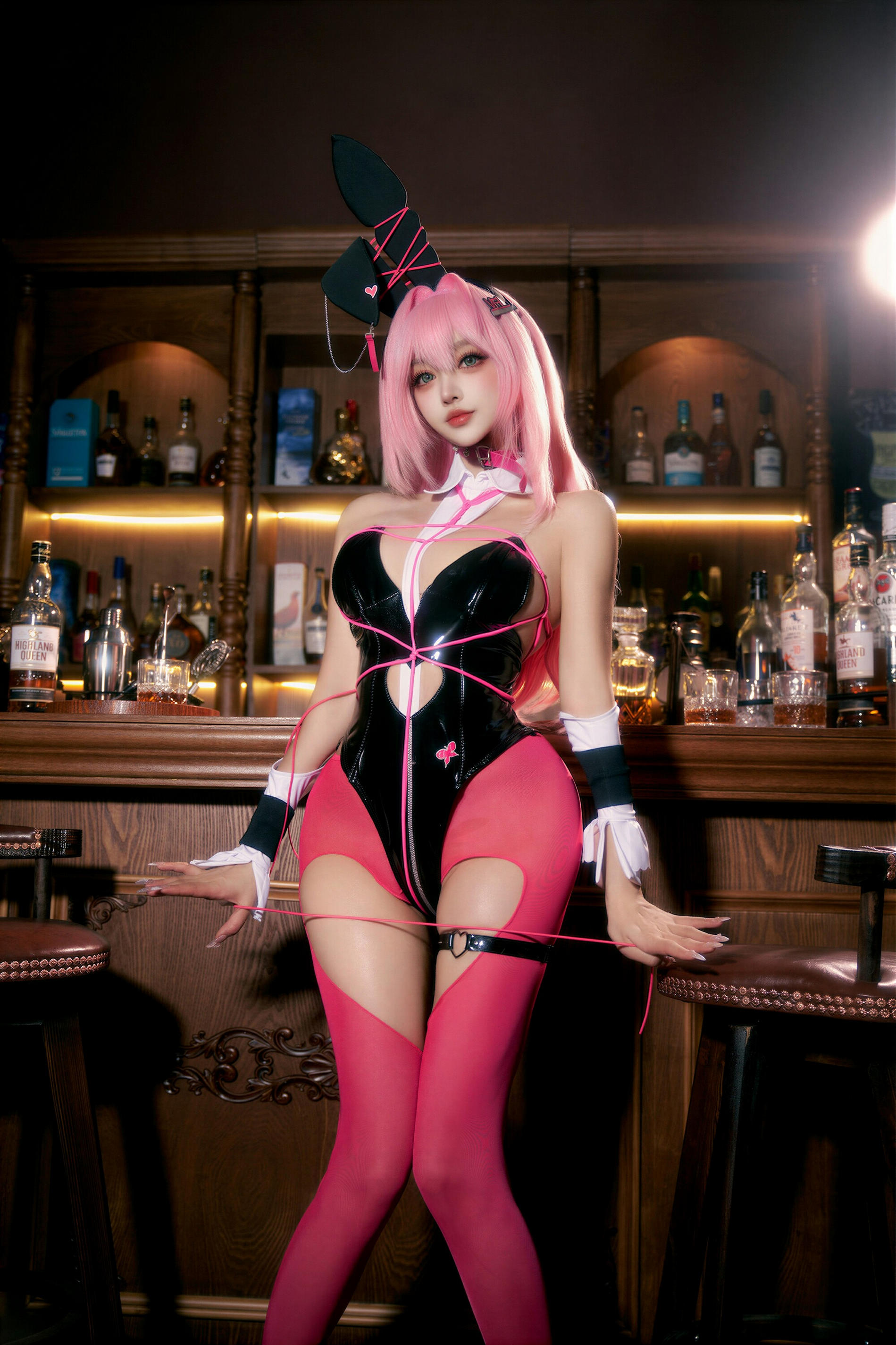[COSPLAY] 过期米线线喵 – Nikke胜利女神 薇尔维特 兔女郎