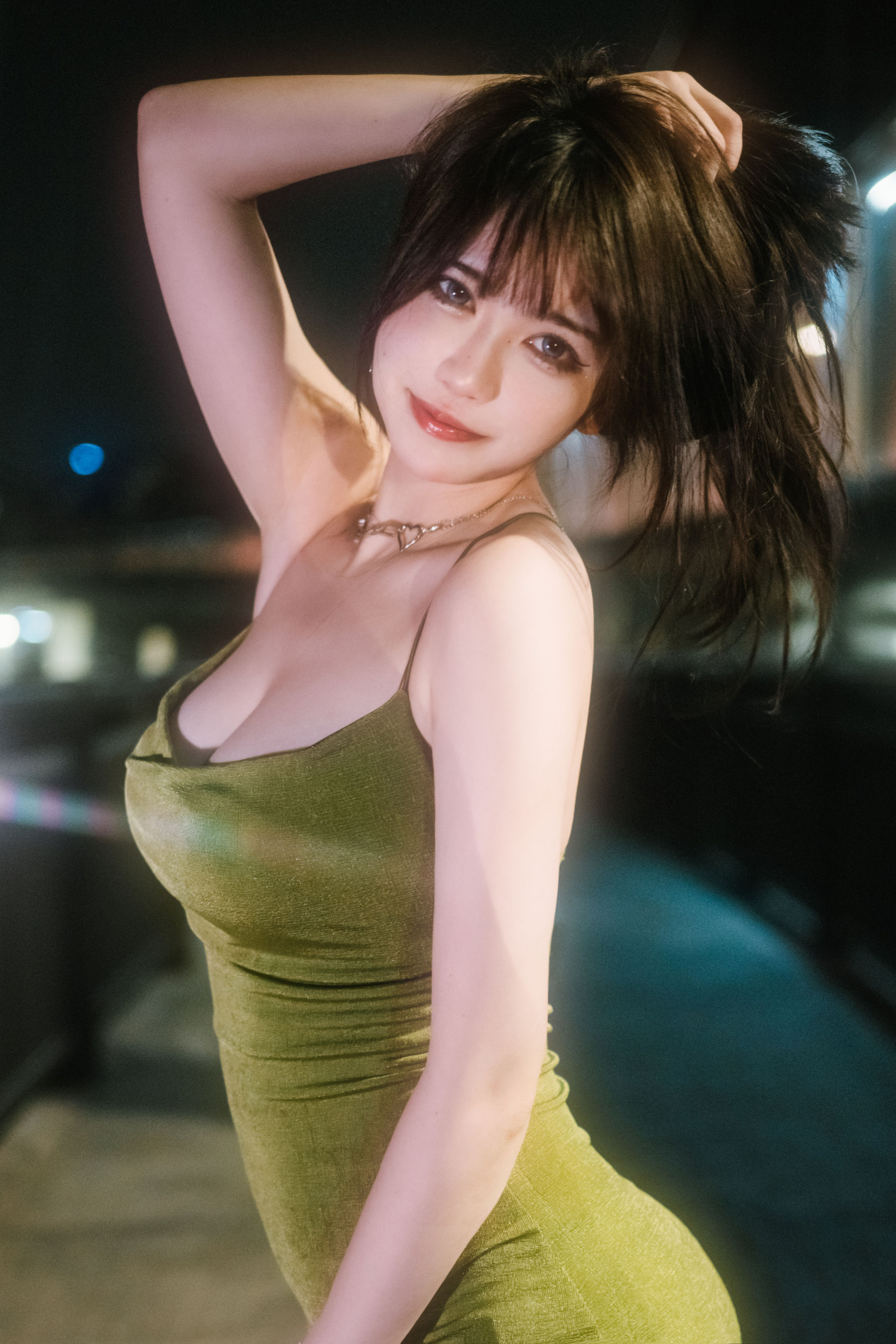 [COSPLAY] Tina很妖孽呀 – 绿色连衣裙