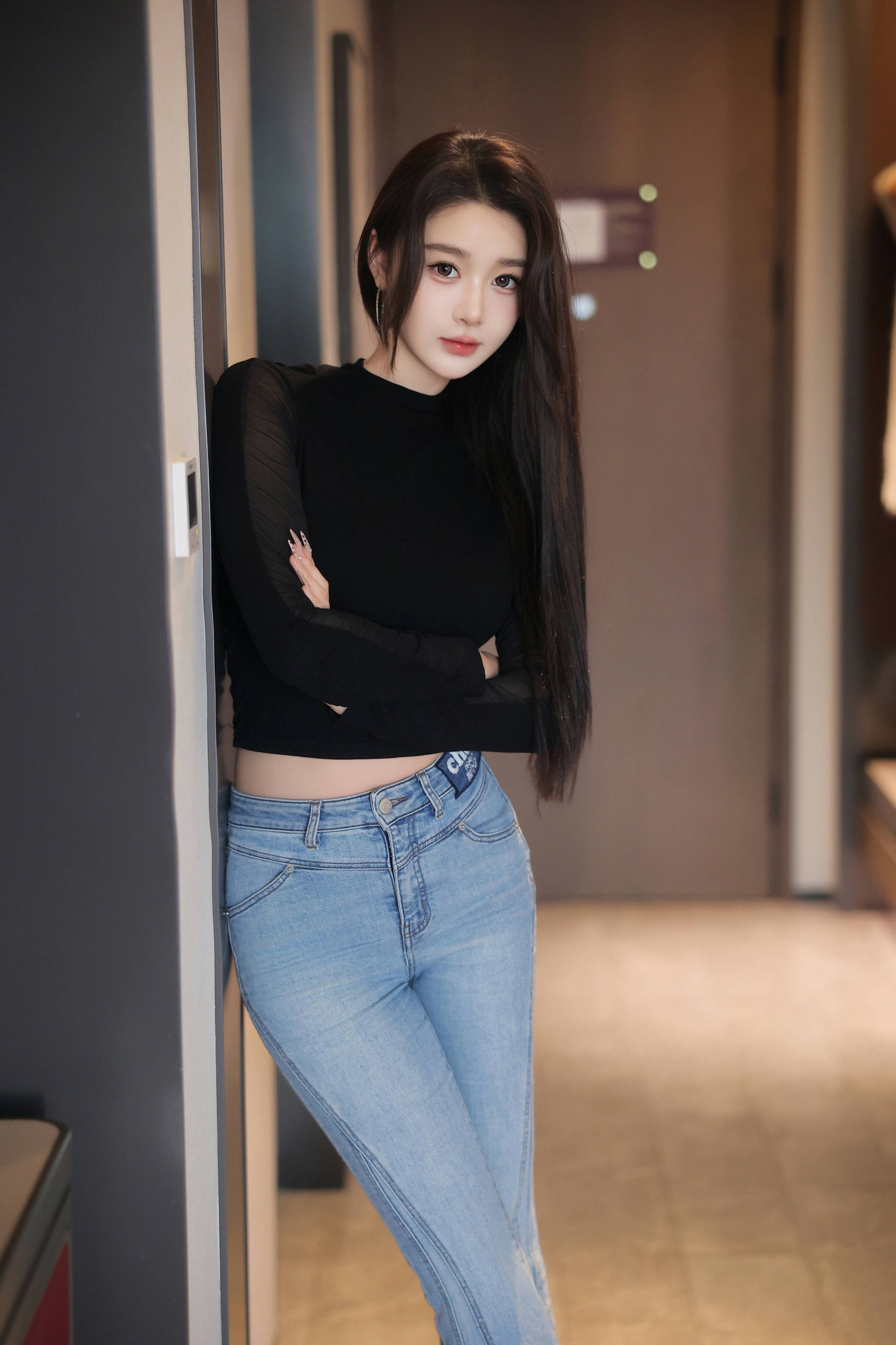 [秀人内购] Candy糖糖（白乐乐 ）诱人私拍福利 端庄淑女