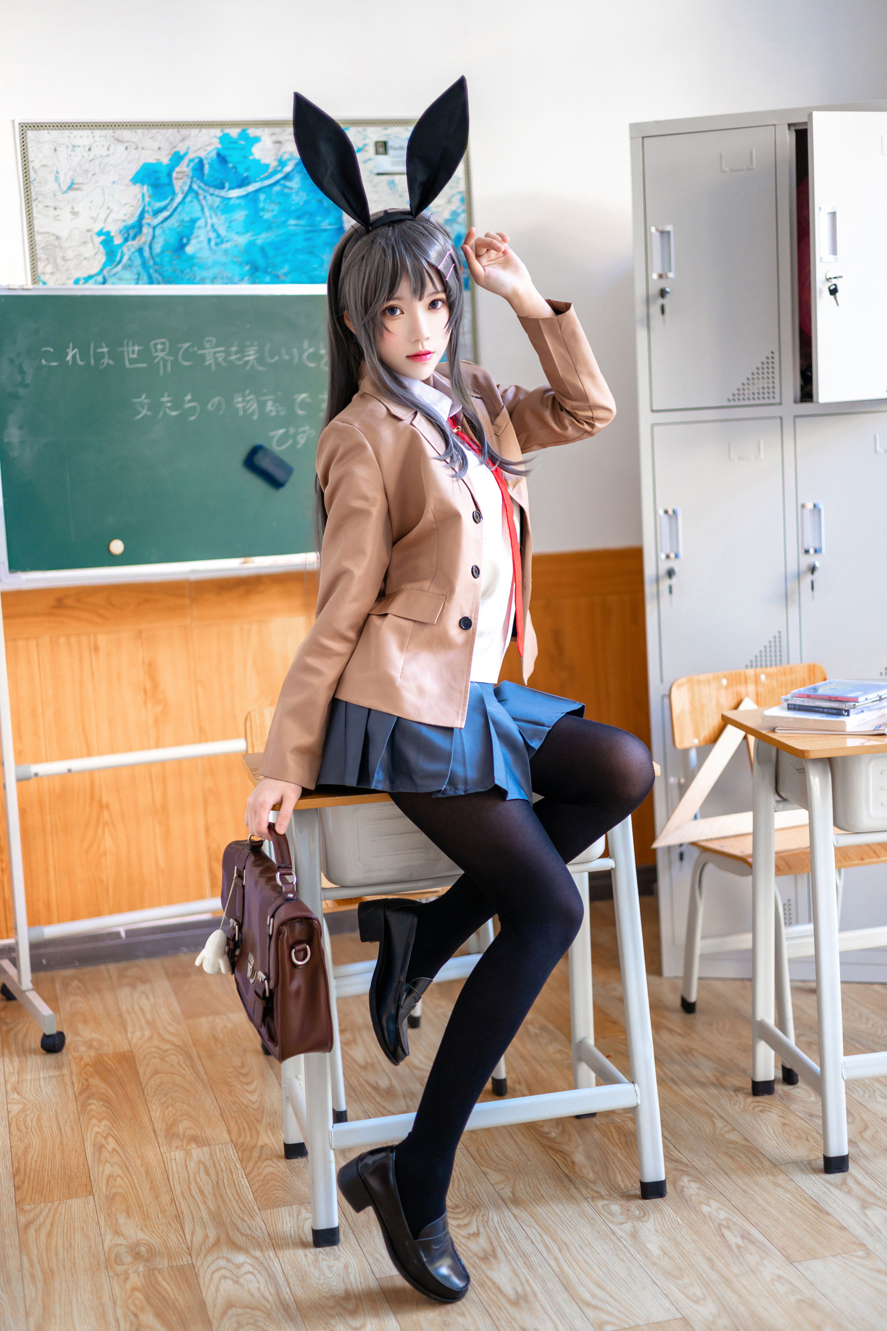 [COSPLAY] 桜桃喵 – 麻衣JK