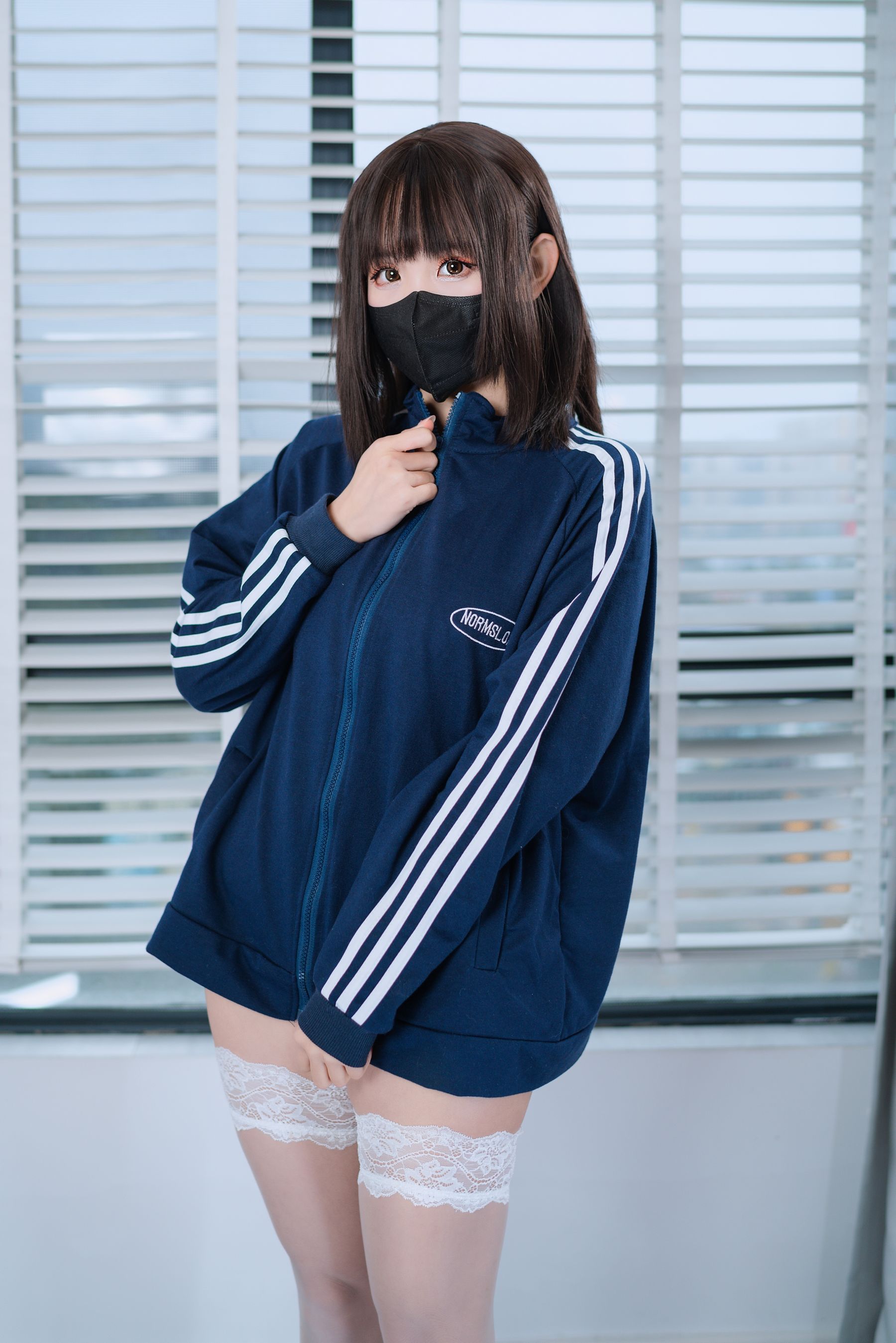 [COSPLAY] miko酱ww – 草莓圣代
